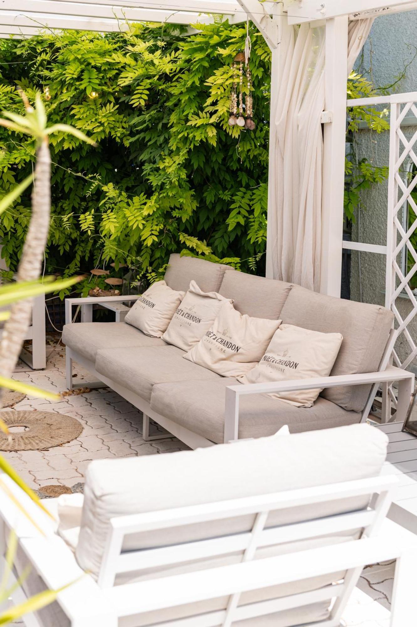 Villa Tropical フランカヴィッラ・アル・マーレ エクステリア 写真
